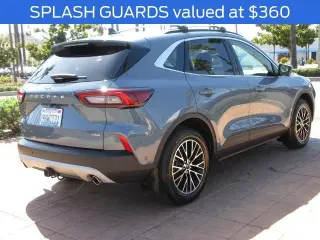 Ford Escape Plug-In Hybrid 2023 Base 4dr SUV
