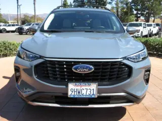 Ford Escape Plug-In Hybrid 2023 Base 4dr SUV