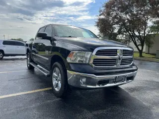 2016 RAM 1500 4WD Crew Cab 140.5" Big Horn
