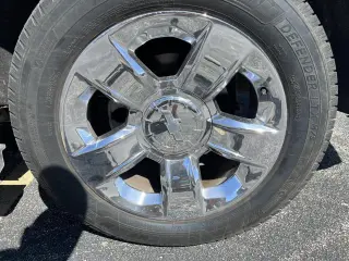 2015 Chevrolet Tahoe 4WD 4dr LTZ