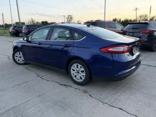 2013 Ford Fusion S
