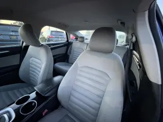 2013 Ford Fusion S