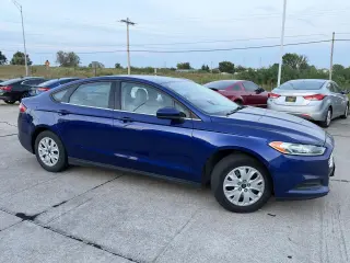 2013 Ford Fusion S