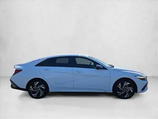 Hyundai ELANTRA Hybrid 2025 SEL Sport 4dr Sedan