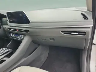 Hyundai SONATA 2022 Limited 4dr Sedán