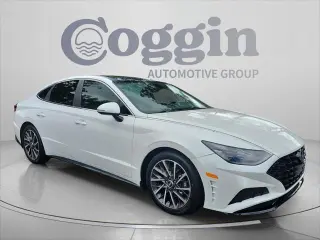Hyundai SONATA 2022 Limited 4dr Sedán