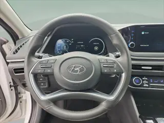 Hyundai SONATA 2022 Limited 4dr Sedán