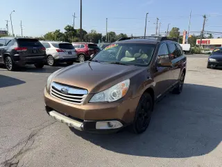2011 Subaru Outback 4dr Wgn H4 Auto 2.5i Limited Pwr Moon