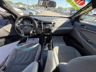 2011 Hyundai Sonata 4dr Sdn 2.4L Auto GLS