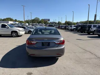 2011 Hyundai Sonata 4dr Sdn 2.4L Auto GLS