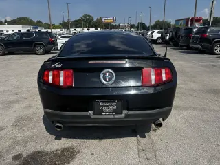 2012 Ford Mustang 2dr Cpe V6