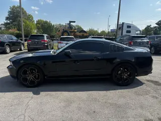 2012 Ford Mustang 2dr Cpe V6