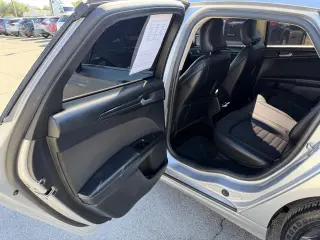 2018 Ford Fusion SE FWD