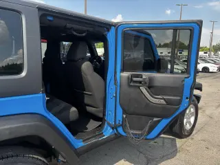 2012 Jeep Wrangler Unlimited 4WD 4dr Sport