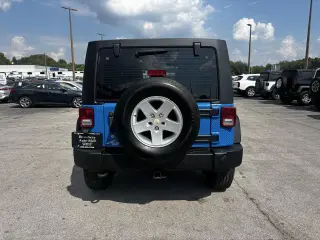 2012 Jeep Wrangler Unlimited 4WD 4dr Sport