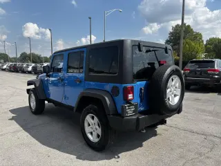 2012 Jeep Wrangler Unlimited 4WD 4dr Sport