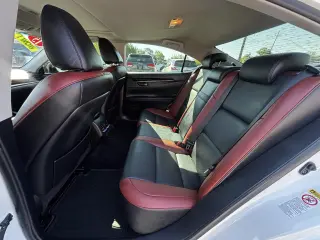 2015 Lexus ES 350 4dr Sdn