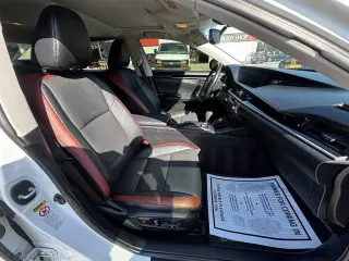 2015 Lexus ES 350 4dr Sdn