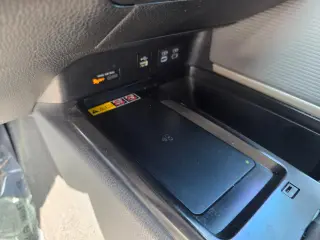 2025 Toyota Camry Hybrid SE