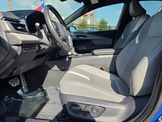 2025 Toyota Camry Hybrid SE