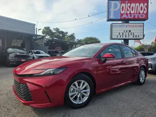 2025 Toyota Camry Hybrid LE