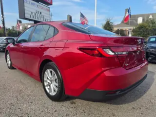 2025 Toyota Camry Hybrid LE