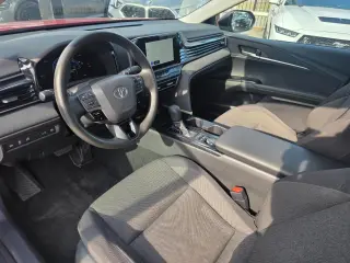 2025 Toyota Camry Hybrid LE