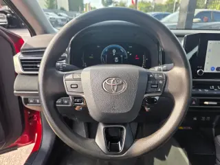 2025 Toyota Camry Hybrid LE