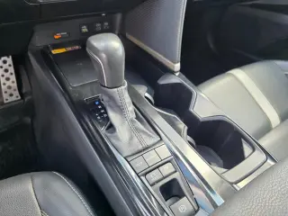 2025 Toyota Camry Hybrid SE
