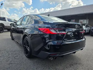 2025 Toyota Camry Hybrid SE