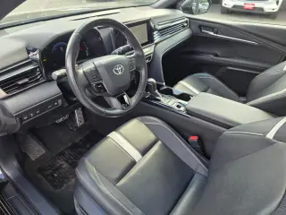 2025 Toyota Camry Hybrid SE