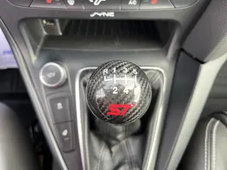 Ford Focus 2015 ST 4dr Hatchback