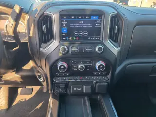 2023 GMC Sierra 2500HD Denali Crew Cab 4WD SB