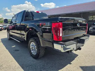 2022 Ford F-250 SD XL Crew Cab 4WD