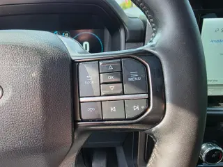 2023 Ford F-150 Platinum 4WD SuperCrew 5.5' Box