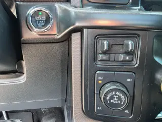 2023 Ford F-150 Platinum 4WD SuperCrew 5.5' Box