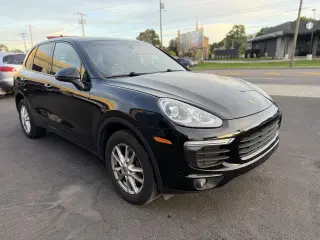 2018 Porsche Cayenne Base