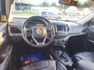 2019 Jeep Cherokee Latitude Plus 4WD