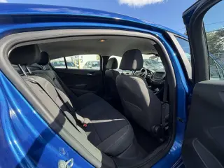 2016 Chevrolet Cruze LT Auto