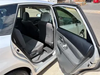 2013 Toyota Prius V