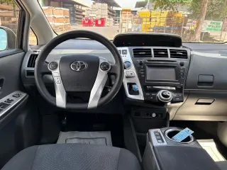 2013 Toyota Prius V