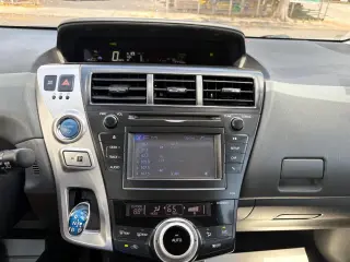 2013 Toyota Prius V
