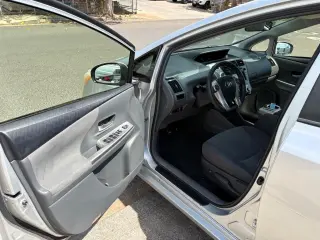 2013 Toyota Prius V