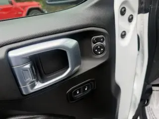 Jeep Wrangler 2021 4x4 Sport 2p SUV
