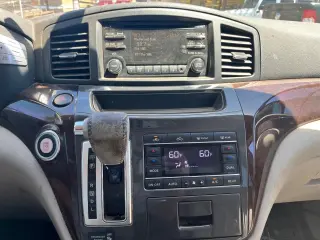 2012 Nissan Quest