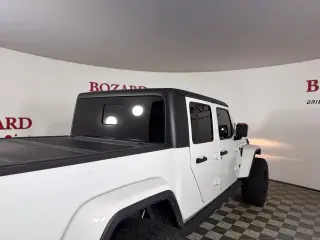 Jeep Gladiator 2021 4x4 Sport 4p. Cabasión de tripulación 5.0 ft. CB