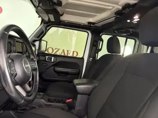 Jeep Gladiator 2021 4x4 Sport 4p. Cabasión de tripulación 5.0 ft. CB