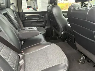 2018 RAM 1500 Sport Crew Cab SWB 4WD