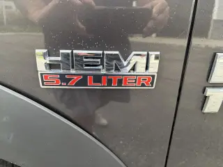 2018 RAM 1500 Sport Crew Cab SWB 4WD