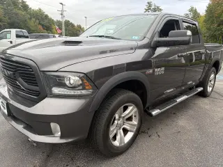 2018 RAM 1500 Sport Crew Cab SWB 4WD